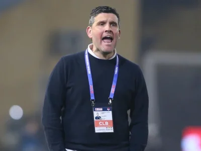 HLV Ninh Bình ‘nổi điên’ với trọng tài Malaysia: ‘Phá hỏng trận đấu, là nỗi hổ thẹn!’