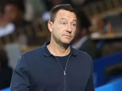 John Terry ‘dính đòn’ khi livestream: Vừa hét ‘việt vị’ thì Havertz ghi bàn loại Chelsea