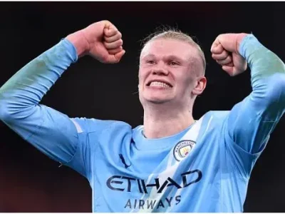 Pep Guardiola ‘bắn’ cảnh báo nảy lửa tới Arsenal: ‘Đừng vội mừng, 13 trận còn lại là một chặng đường dài!’