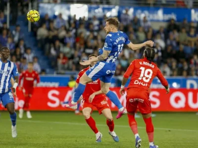 BÃO LƯỚI TẠI MENDIZORROZA: Alavés VÀ Osasuna ĐỐI ĐẦU KỊCH TÍNH ĐẾN PHÚT CHÓT!