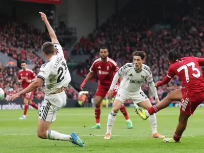 Liverpool Áp Đảo Fulham 2-0: Chiến Thắng Thuyết Phục Tại Anfield