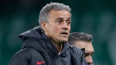 MU ĐỨNG HÌNH: PSG Chặn Đường, Chính Thức Gia Hạn Với Luis Enrique 1