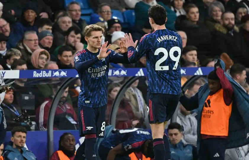 HLV Arteta và Odegaard