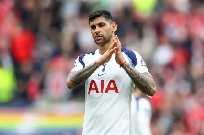 Cristian Romero chấn thương Tottenham